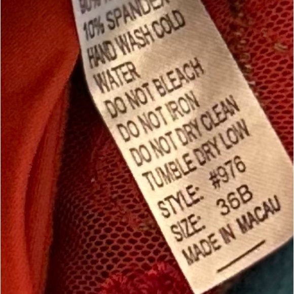 Donna L’oren Matching Corset with Garter and panties set. - Picture 9 of 12